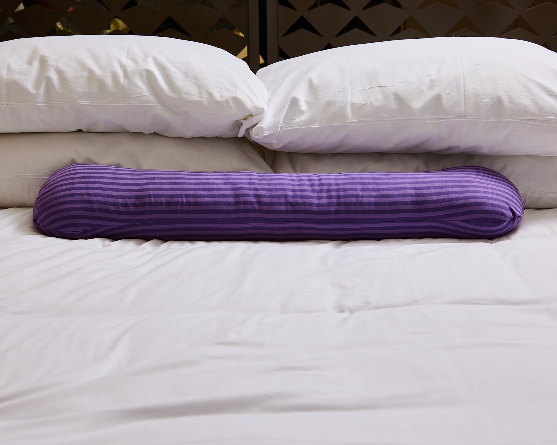 FIRM - Side Sleep Support for Snoring and Sleep positioning sleep body support pillow – SiEST Sleep