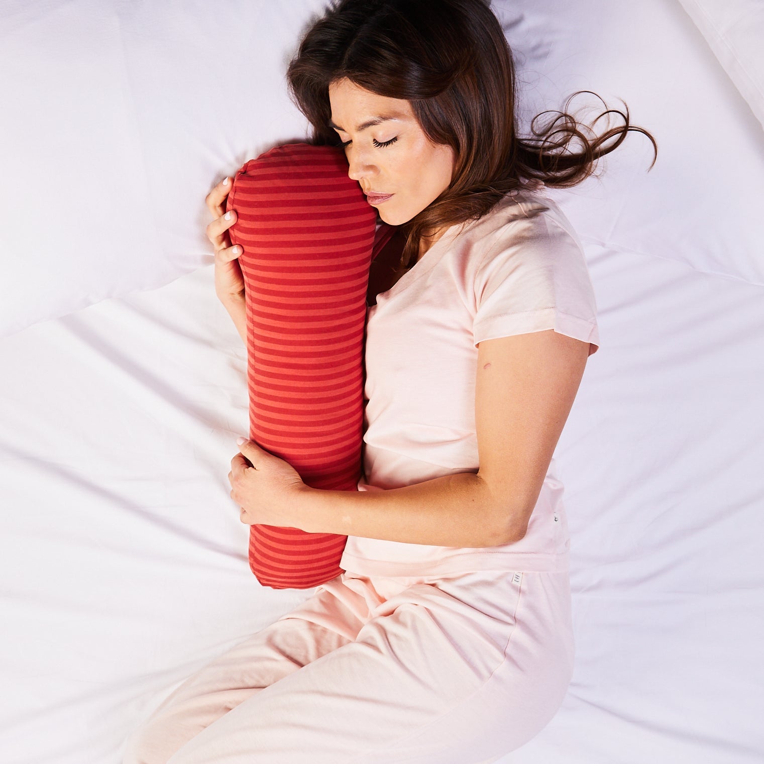 Weighted short sleeper sleep body support pillow – SiEST Sleep